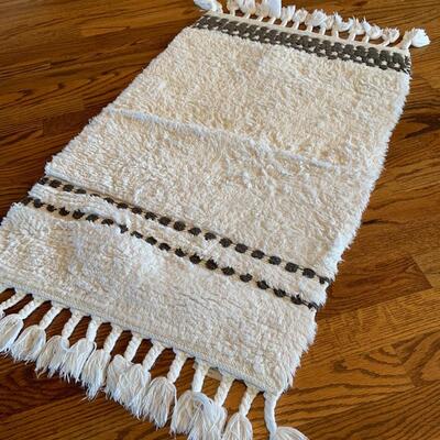 Tassel rug