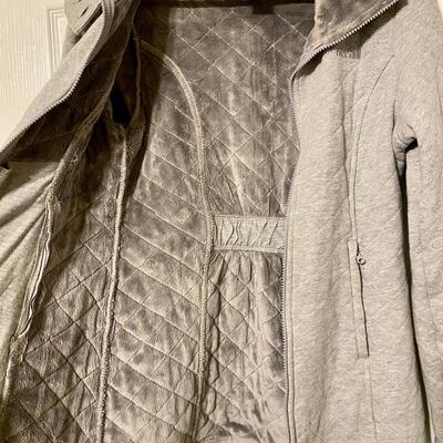 North Face Women's Gray Quilted Fleece Lined Jacket - Size S