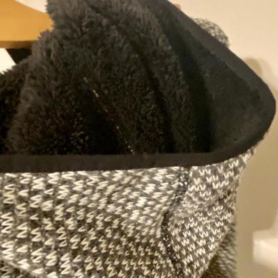 Women's Eddie Bauer Black and White With Black Fleece Lining and Fleece Lined Hood - Size - S