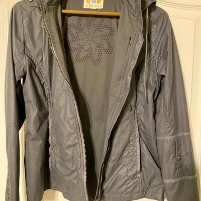 Women's Title Nine Rain Jacket with Hood - Size S