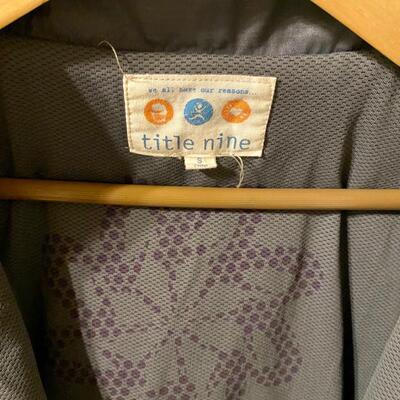 Women's Title Nine Rain Jacket with Hood - Size S