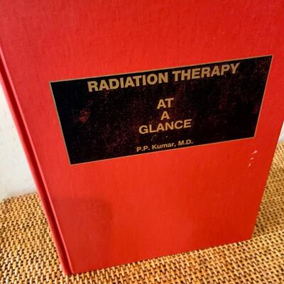 Radiation Therapy at a Glance Book