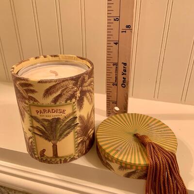 Tommy Bahama Candle