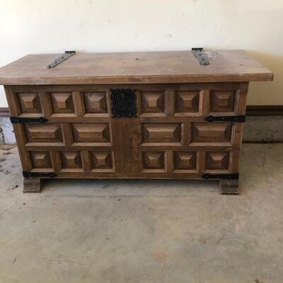 Mid century rustic trunk