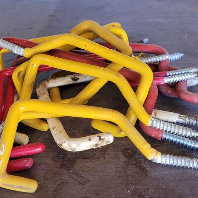 Lot 88: Assortment of Hardware feat. SCREW IN Hooks