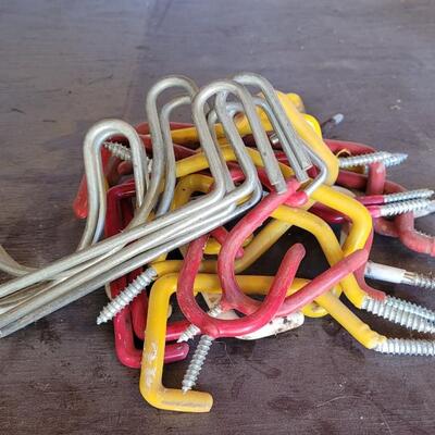 Lot 88: Assortment of Hardware feat. SCREW IN Hooks