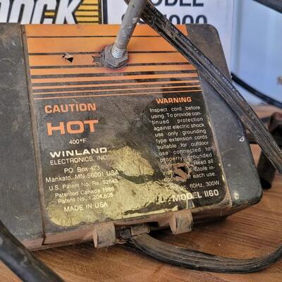 Lot 92: (3) Electric Fence Controllers fest SUPER SHOCK