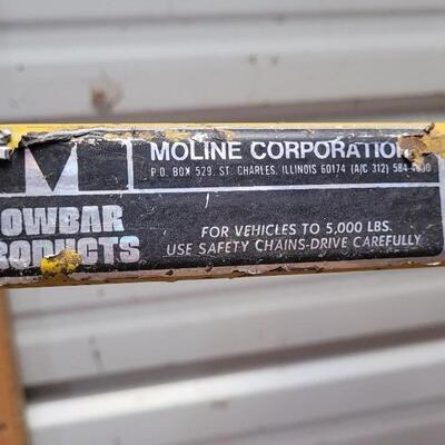 Lot 99: Vintage MOLINE 5000lb Towbar Hitch 40" Tall Yellow w/ (2) Hooks
