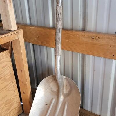 Lot 100: Vintage 43" Tall Wood Handle Metal Snowshovel