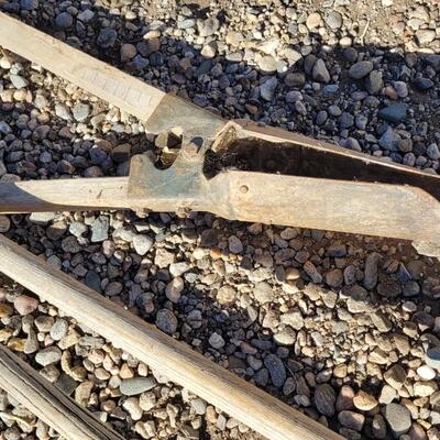 Lot 115: (2) Vintage Post Hole Diggers Farm Garden