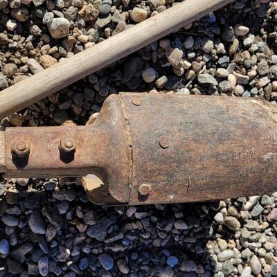 Lot 115: (2) Vintage Post Hole Diggers Farm Garden