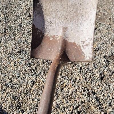 Lot 116: (2) Vintage Wood Handle Shovels