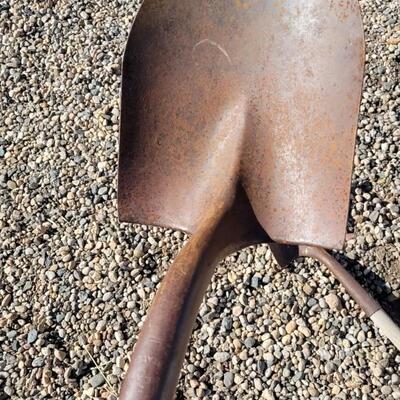 Lot 116: (2) Vintage Wood Handle Shovels