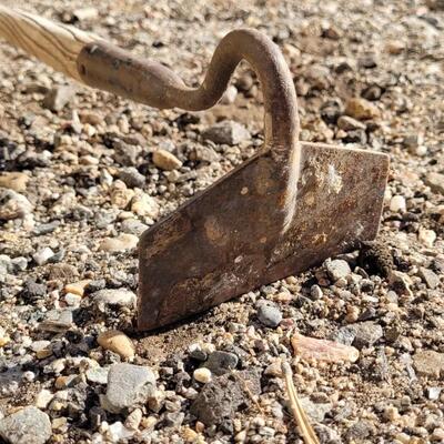 Lot 119: Assortment of Vintage Farm Garden Hie Plows
