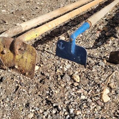 Lot 119: Assortment of Vintage Farm Garden Hie Plows