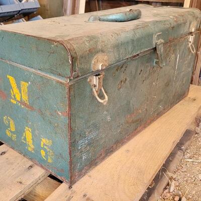 Lot 124: Vintage M 245 Graphic Toolbox Blue Metal w/ Insert