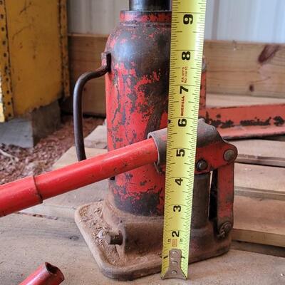 Lot 127: Vintage Red Automotive Pump Jack