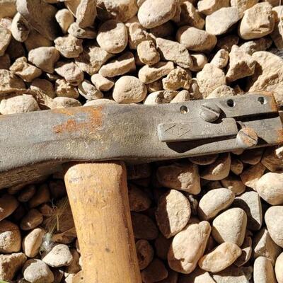 Lot 138: Assortment of (4) Vintage Hammers #2