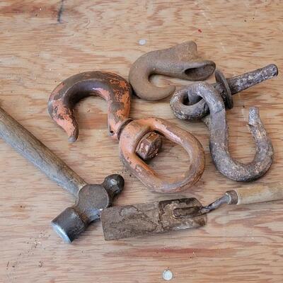 Lot 143: Vintage Farmhouse Hook and Hammer Hardware Lot