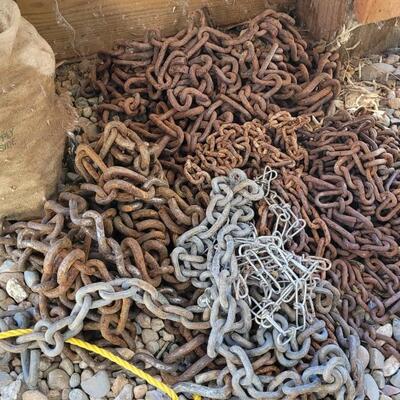 Lot 146: Bundle of Assorted Chain Link #1