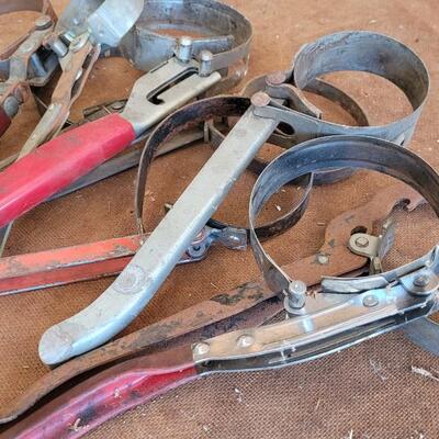 Lot 148: Assorted Bundle of Vintage Oil Filter Wrenches