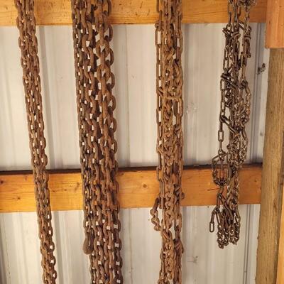 Lot 150: Assortment of Vintage Chains #4