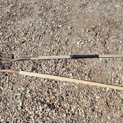 Lot 158: (2) Vintage Wooden Handle Pitchforks Halloween Deco Farm Garden