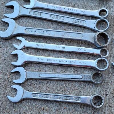 Lot 165: Assortment of Wrenches Tools
