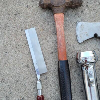 Lot 169: Assorted Vintage Tool Bundle feat. FLASHLIGHT