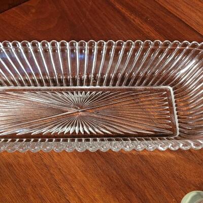 Lot 59: Glass Medium Rectangle Platter and 3 Princess House Spoon Rests
