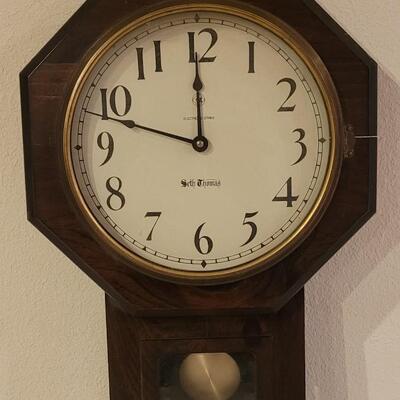 Lot 80: Vintage Seth Thompson Electronic Strike Clock (Back needs repair)