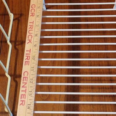 Lot 93: Risers. Dish Racks and Plate Stands