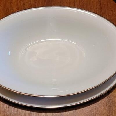 Lot 105: Noritake 'Silverdale' China Set (white with Silver Rim)