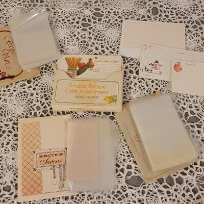 Lot 118: Recipe Cards and Plastic Sleeve Savers