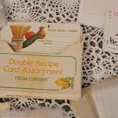 Lot 118: Recipe Cards and Plastic Sleeve Savers