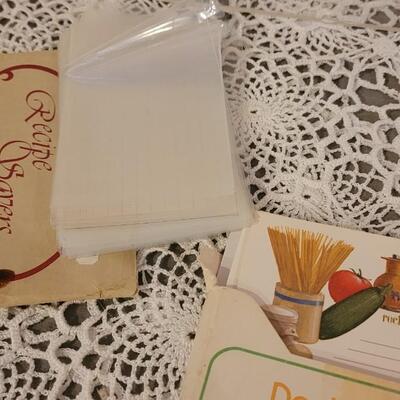 Lot 118: Recipe Cards and Plastic Sleeve Savers