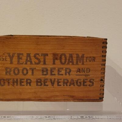 Lot 122: Yeast Foam for Root Beer Wood Crate