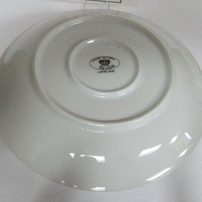 Nice Vintage Crown Victoria Lovelace Fine China Gravy With Attached Underplate