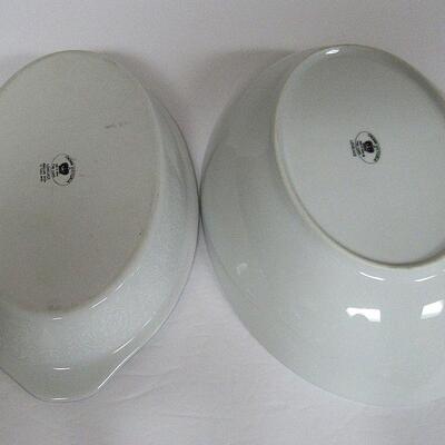 Vintage Crown Victoria Lovelace Fine China 2 Different Size Oval Serving Bowls