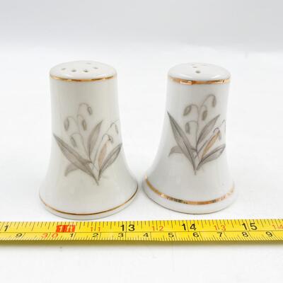 1961 KAYSONS CHINA â€œGOLDEN RHAPSODYâ€ SALT & PEPPER SHAKER SET #2