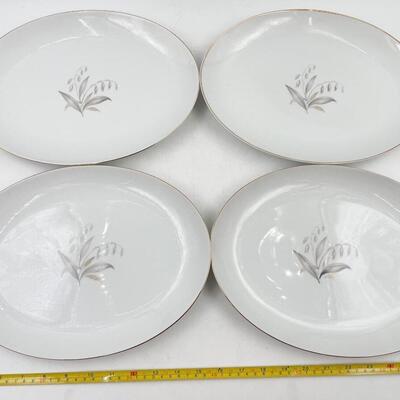1961 KAYSONS CHINA â€œGOLDEN RHAPSODYâ€ 12â€ OVAL PLATTERS (4)