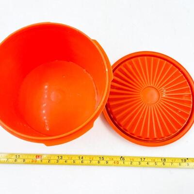 VINTAGE 5â€ TANGERINE SERVALIER TUPPERWARE #812