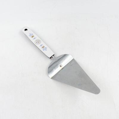 VINTAGE EKCO â€œDUTCH TULIPSâ€ PIE SERVER