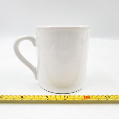 1986 HALLMARK RIM SHOTS â€œFRIENDS HELP YOU HANG ONâ€ COFFEE MUG