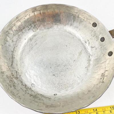 VINTAGE 7â€ HAMMERED COPPER FRYING PAN