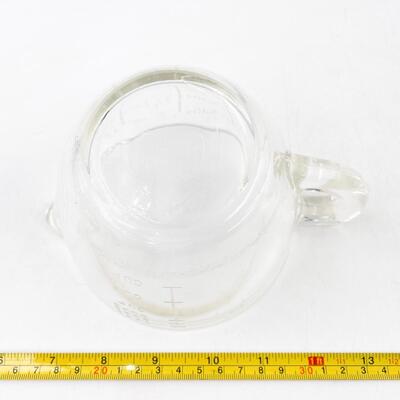 VINTAGE GLASBAKE 2-CUP MEASURING CUP