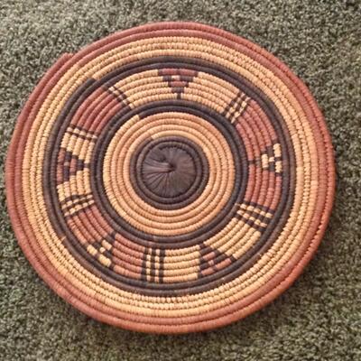 Woven Indian flat plate