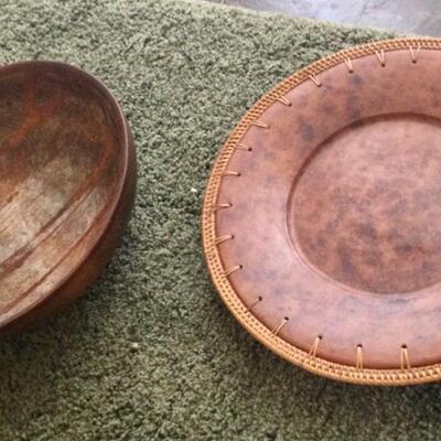 Wooden bowl, decorative plate