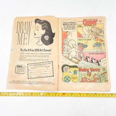 1953 â€œCASPER THE FRIENDLY GHOSTâ€ COMIC BOOK NO. 8 - DAISY RED RIDER ADVERTISEMENT
