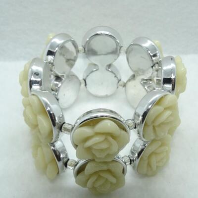 Soft Cream  Rose Stretch Bracelet - Silver Tone